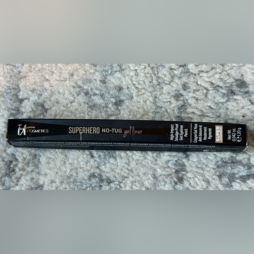 IT COSMETICS Superhero No tug gel eyeliner- Black